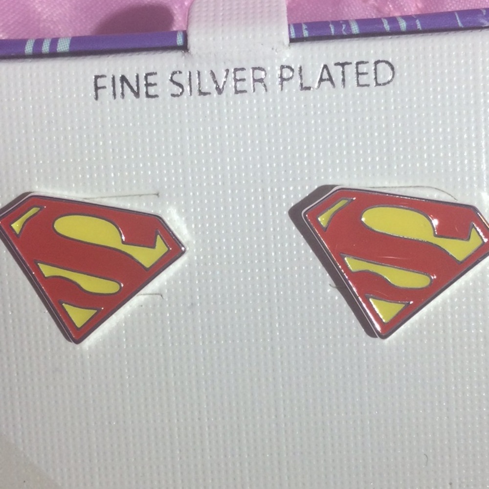 ⭐️ Super Girl Earrings Silver Platted, DC “ Girls Rule “Fine Jewerly Collection”
